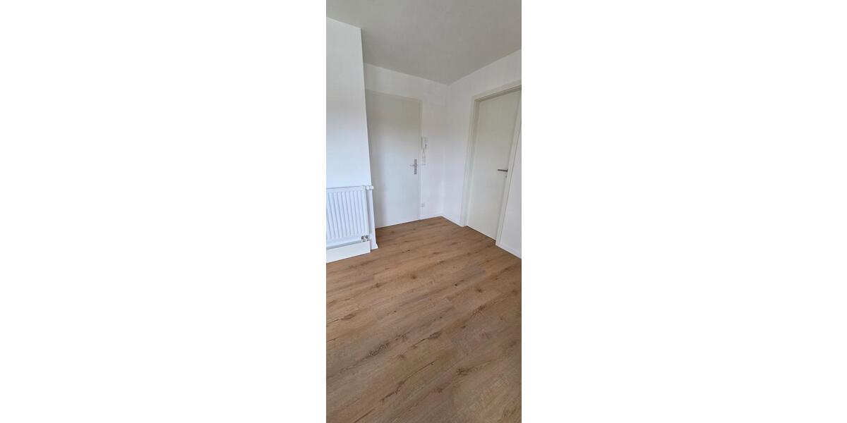 Dachgeschoßwohnung Erlangen Bruck - 2 Zimmer, 37 m&sup2;, 700&euro; | Angebot:25935700