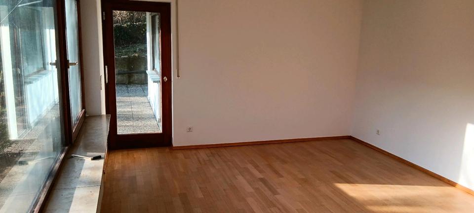 Einfamilienhaus Überlingen - 6 Zimmer, 215 m&sup2;, 2.800&euro; | Angebot:25968331