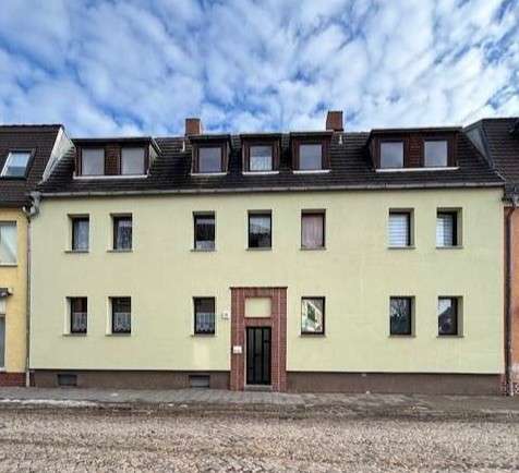 Etagenwohnung Calbe Gottesgnaden - 2 Zimmer, 55 m&sup2;, 350&euro; | Angebot:25165326