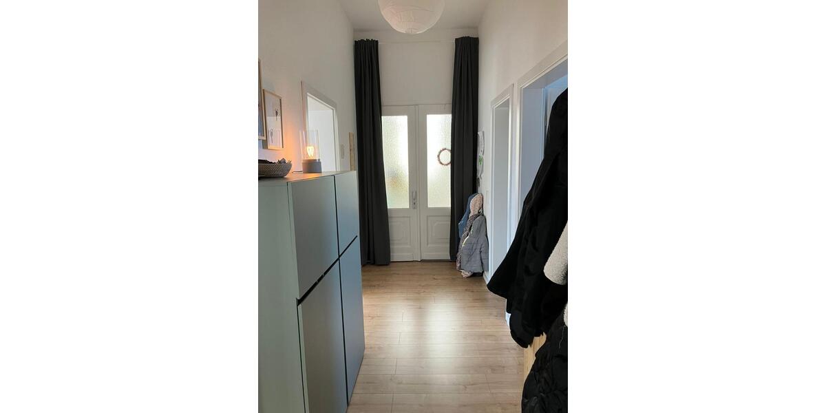 Etagenwohnung Detmold - 4 Zimmer, 97 m&sup2;, 890&euro; | Angebot:25237400