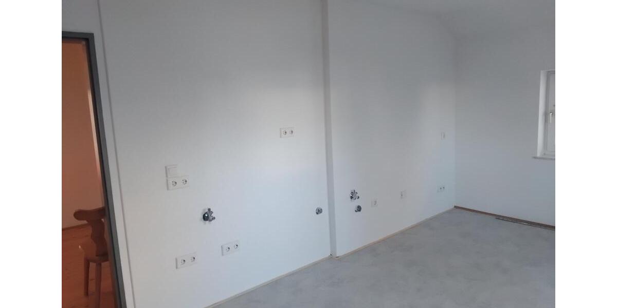 Etagenwohnung Kraiburg am Inn - 5 Zimmer, 120 m&sup2;, 1.250&euro; | Angebot:25896154