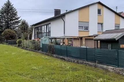 Sehr schönes freistehendes Haus in der Nähe von Airbus. 5.5 zimmer