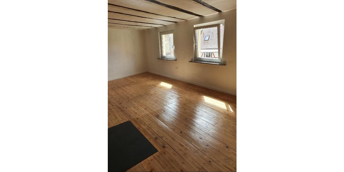 Etagenwohnung Großostheim - 3 Zimmer, 100 m&sup2;, 900&euro; | Angebot:24441894