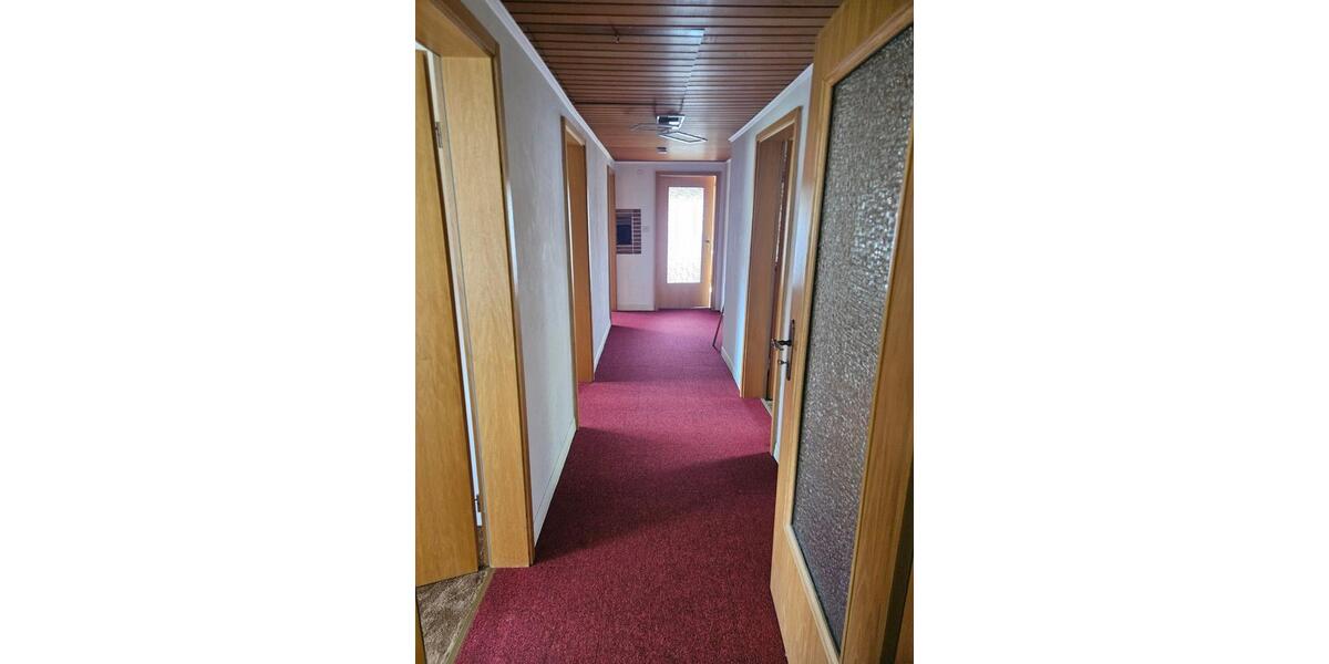 Doppelhaushälfte Lam - 9 Zimmer, 230 m&sup2;, 1.800&euro; | Angebot:26519944
