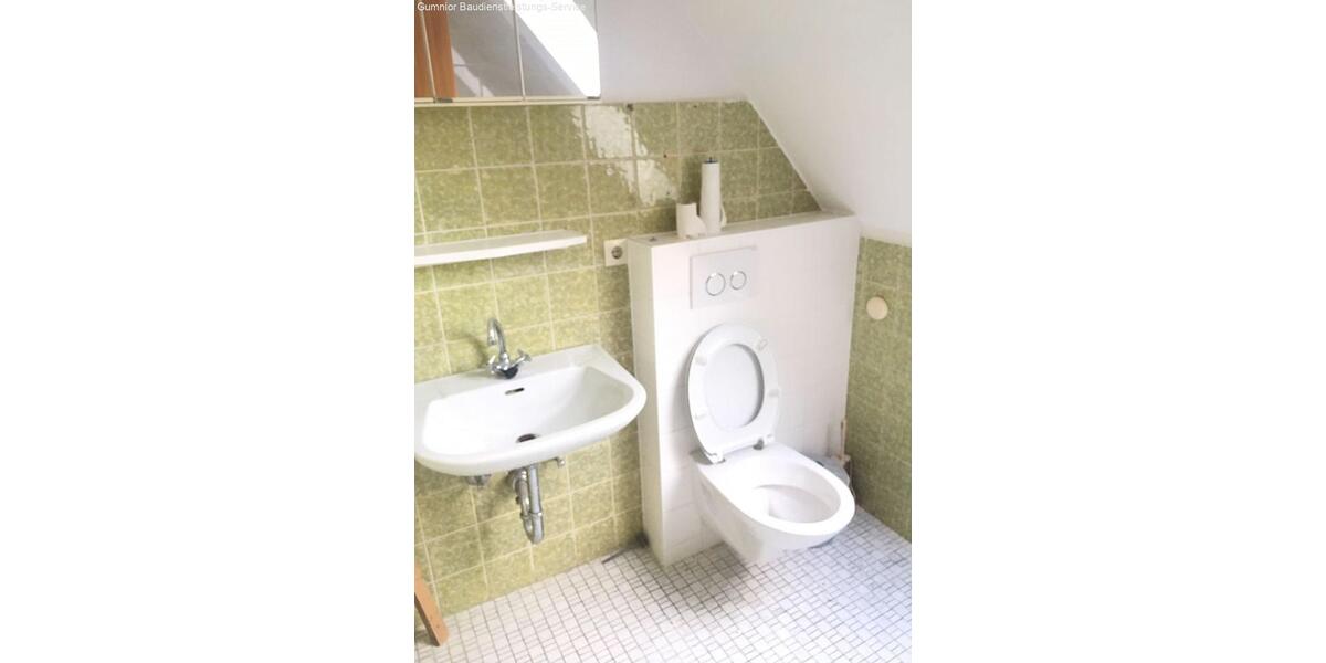 Dachgeschoßwohnung Neustadt an der Waldnaab - 2 Zimmer, 54 m&sup2;, 480&euro; | Angebot:26232823