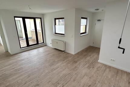 Wohnung Magdeburg - 3 Zimmer, 80 m&sup2;, 650&euro; | Angebot:25789816