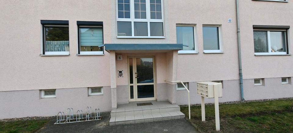 Erdgeschoßwohnung Zeithain - 2 Zimmer, 45 m&sup2;, 315&euro; | Angebot:25840925