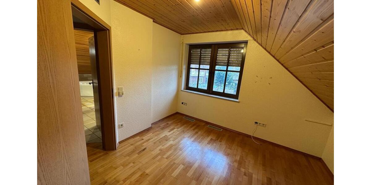 Einfamilienhaus Emlichheim - 5 Zimmer, 148 m&sup2;, 1.670&euro; | Angebot:23841231