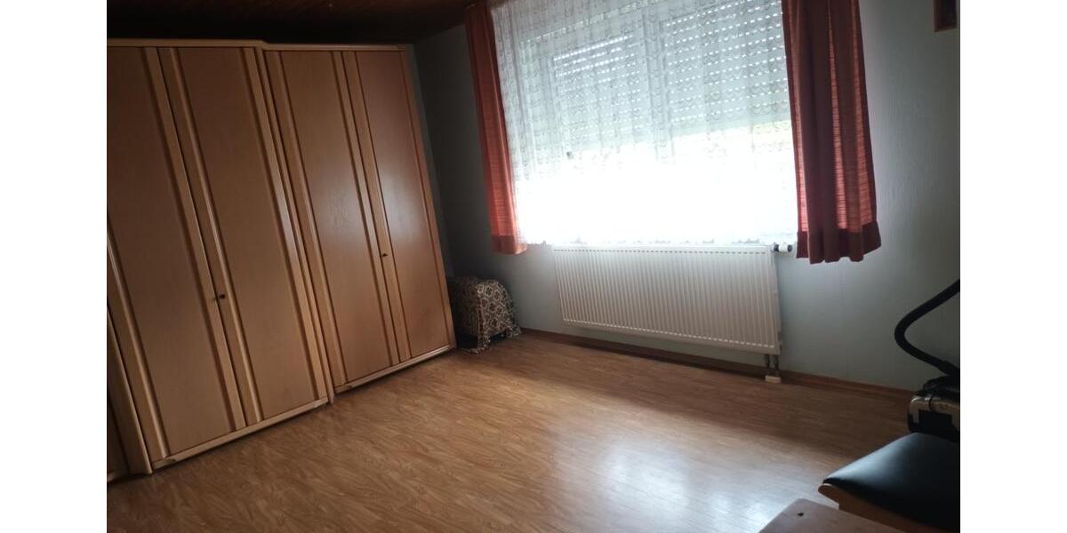 Zimmer für Handwerker WG Zimmer für 2 Monate zu mieten 4 zimmer