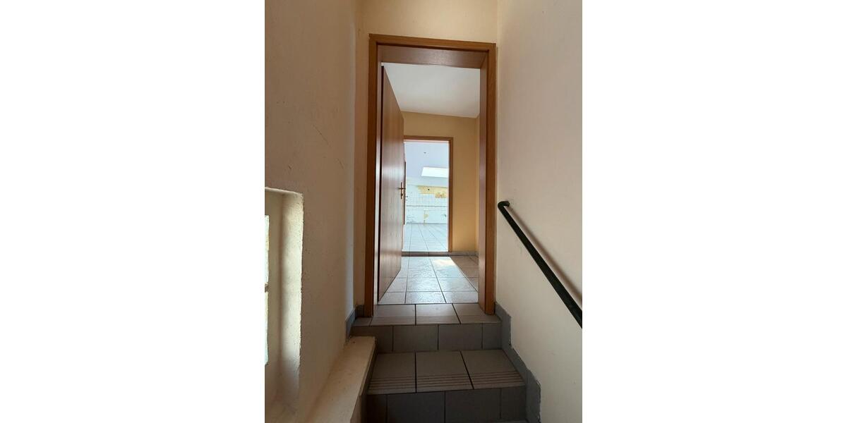 Etagenwohnung Gelsenkirchen Gelsenkirchen-Mitte - 4 Zimmer, 100 m&sup2;, 1.180&euro; | Angebot:26626170