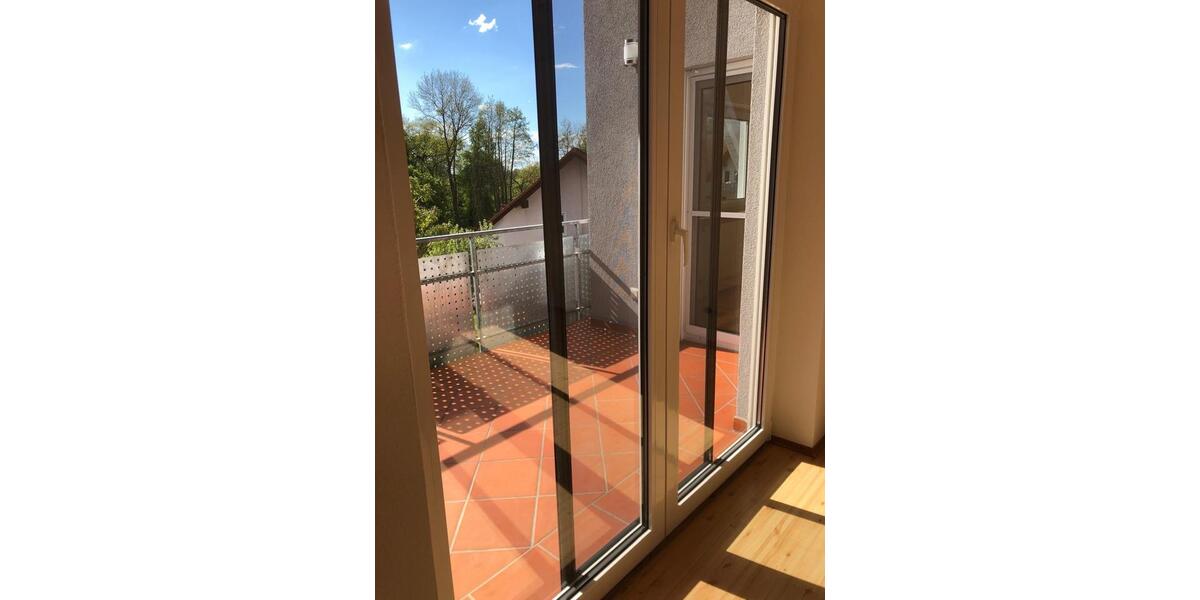 Dachgeschoßwohnung Stegaurach - 2 Zimmer, 64 m&sup2;, 630&euro; | Angebot:24893492