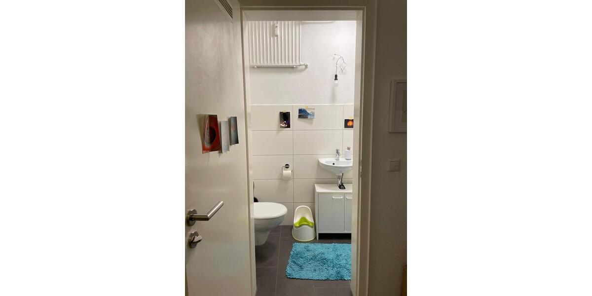 Erdgeschoßwohnung Siegen - 3 Zimmer, 119 m&sup2;, 990&euro; | Angebot:25904651