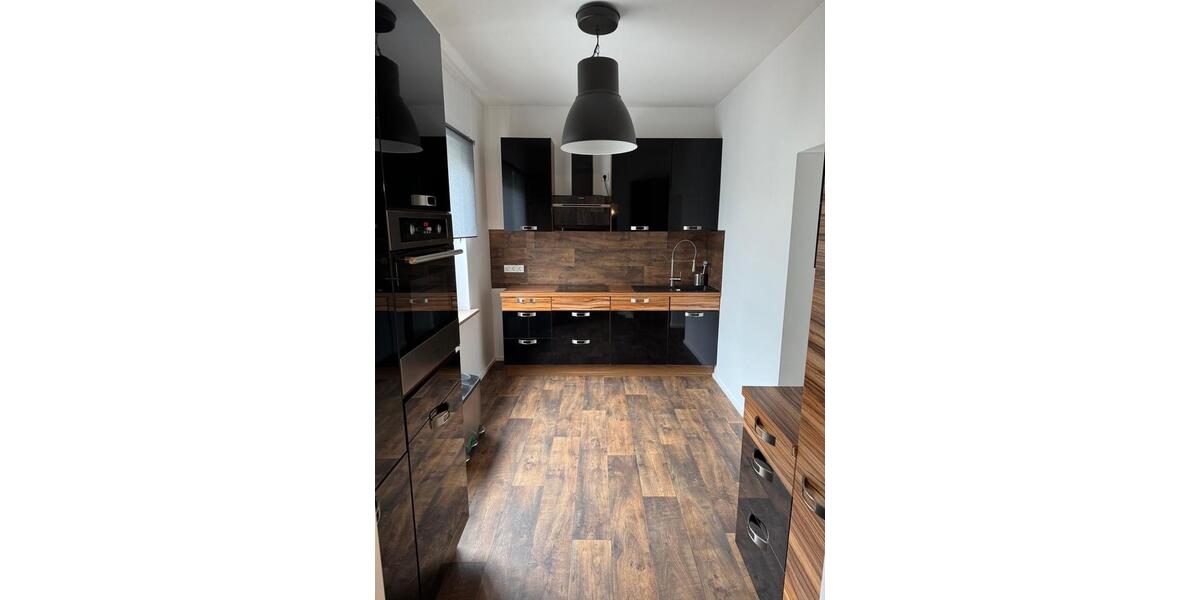 WG-Zimmer 5er WG möbliert 5 zimmer