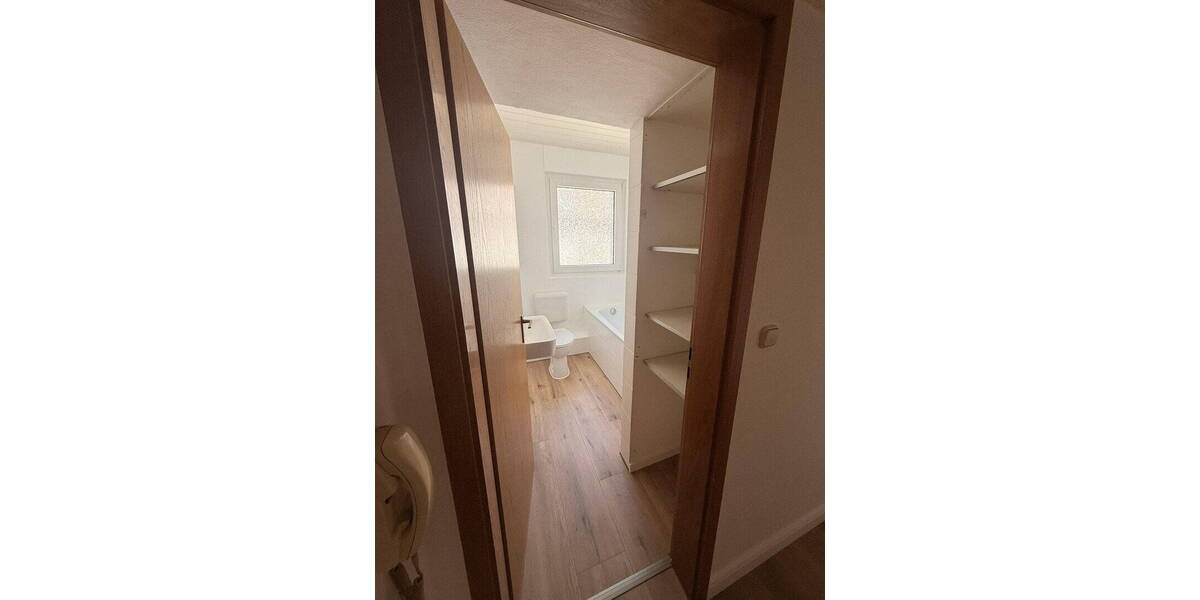 Etagenwohnung Essen Frohnhausen - 3 Zimmer, 69 m&sup2;, 630&euro; | Angebot:26217250