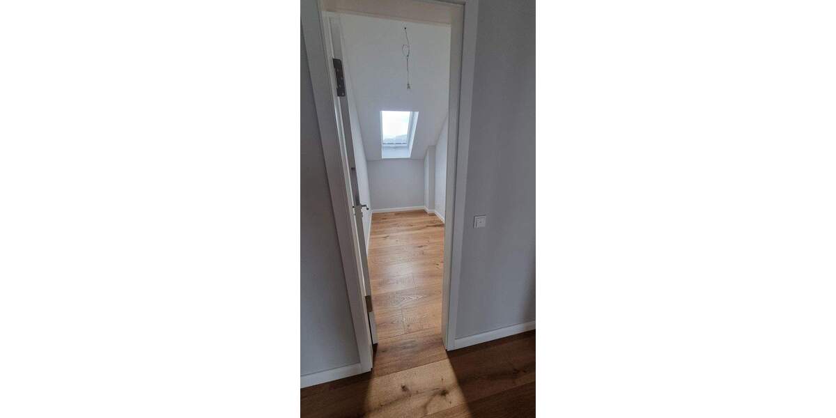 Etagenwohnung Schlüchtern - 3 Zimmer, 85 m&sup2;, 890&euro; | Angebot:25756419