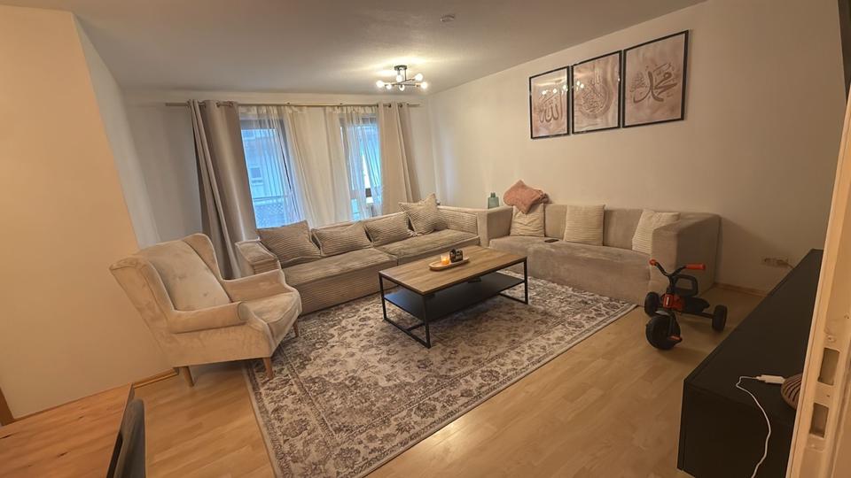 Etagenwohnung Freiburg im Breisgau Haslach - 3 Zimmer, 86 m&sup2;, 1.550&euro; | Angebot:25264196