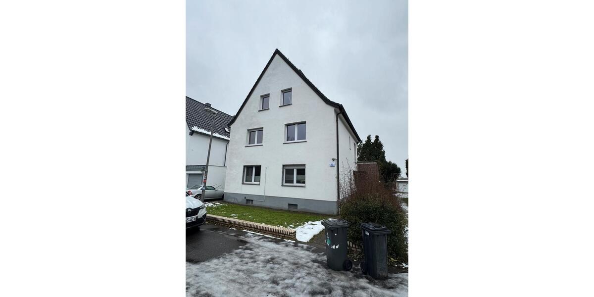 Moers Hülsdonk, schöne Dachgeschosswohnung, vollständig renoviert 2 zimmer