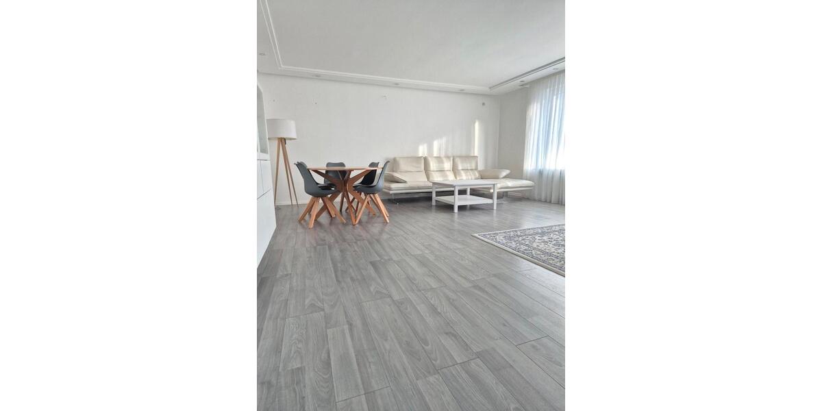 Erdgeschoßwohnung Bischofsheim - 4.5 Zimmer, 143 m&sup2;, 1.790&euro; | Angebot:26606595