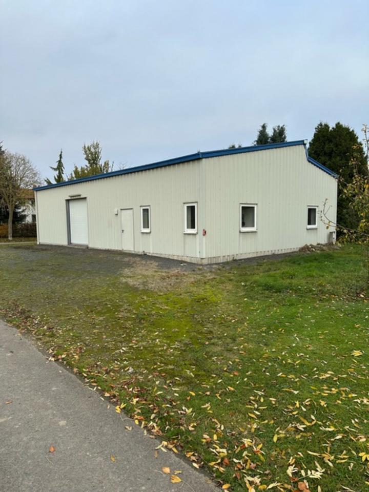 Halle, Lagerhalle, Gewerbehalle Fläche ca. 200 qm 800€