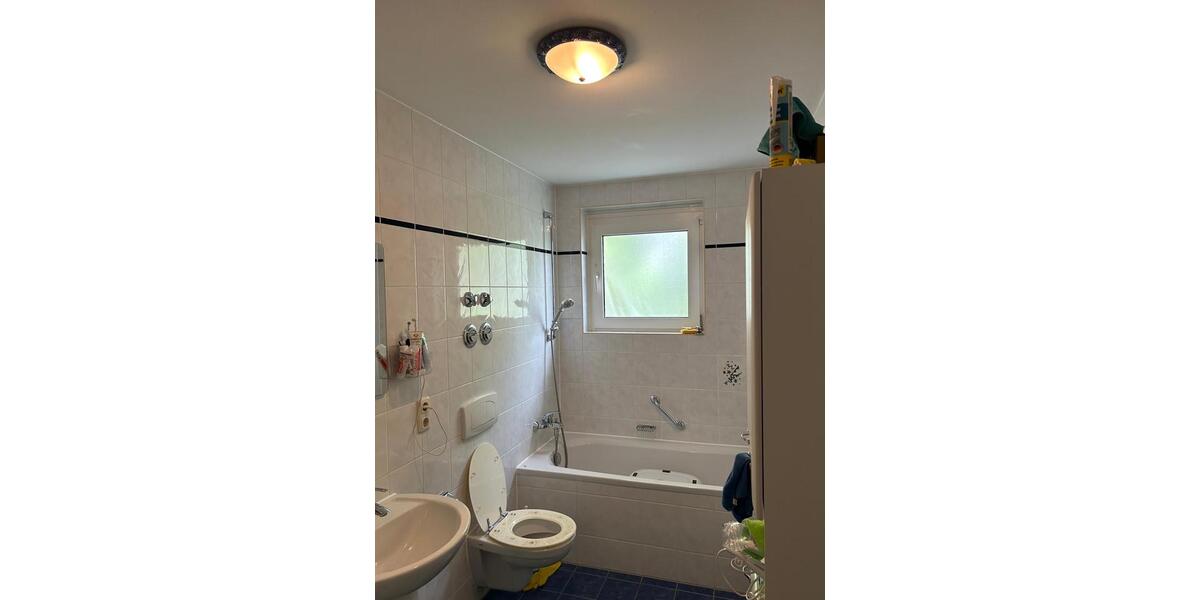 Etagenwohnung Augsburg Bärenkeller - 3 Zimmer, 86 m&sup2;, 1.350&euro; | Angebot:26582347
