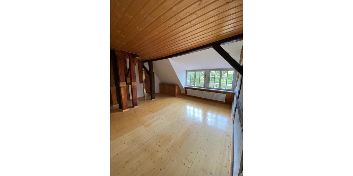 4 Raum Wohnung komplett Saniert. 4 zimmer