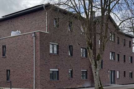 Wohnung Sögel - 3 Zimmer, 92 m&sup2;, 1.100&euro; | Angebot:26083278