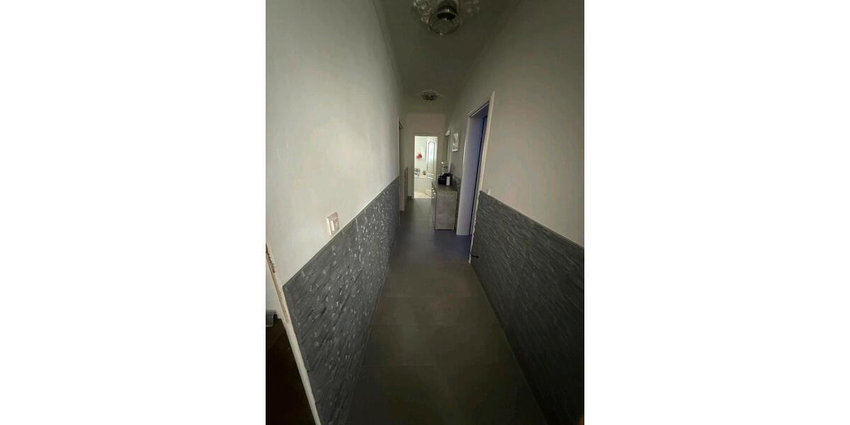 Etagenwohnung Göppingen Bruckwasen - 4 Zimmer, 103 m&sup2;, 1.300&euro; | Angebot:25934851