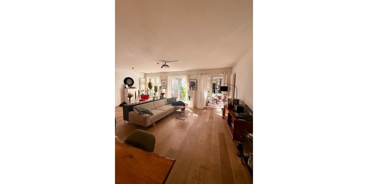 Erdgeschoßwohnung Köln Innenstadt - 2 Zimmer, 100 m&sup2;, 2.000&euro; | Angebot:25963705