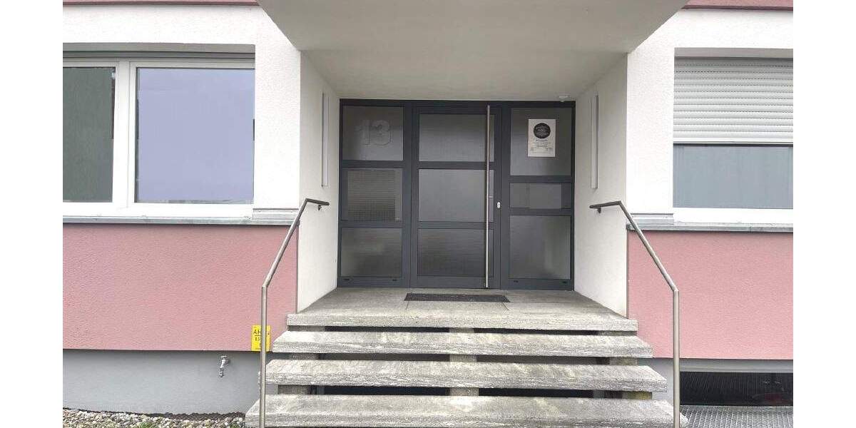 Einfamilienhaus Singen - 4 Zimmer, 750&euro; | Angebot:23982455