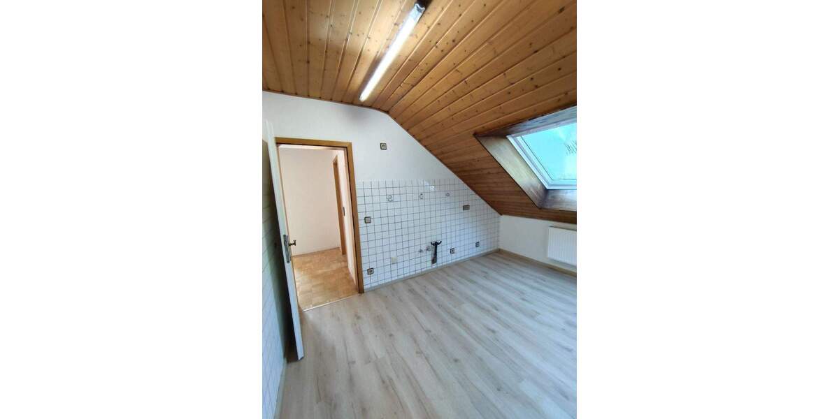 Etagenwohnung Karlsruhe Grünwettersbach - 3 Zimmer, 63 m&sup2;, 750&euro; | Angebot:25399341
