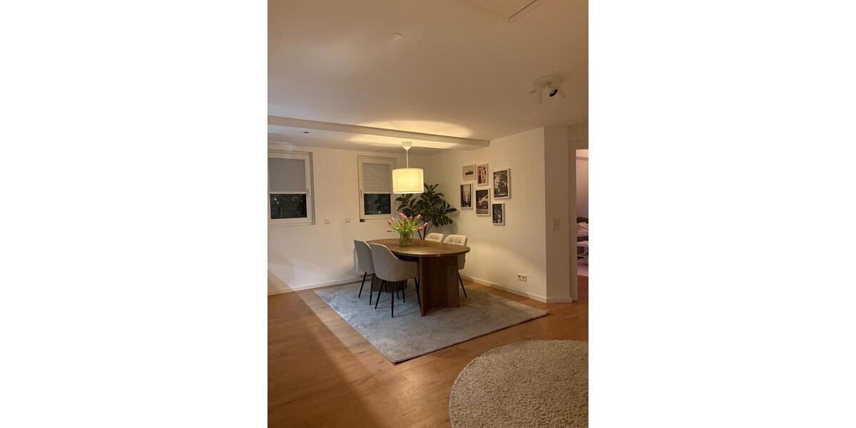 Dachgeschoßwohnung Siegen - 4 Zimmer, 95 m&sup2;, 1.400&euro; | Angebot:24665018