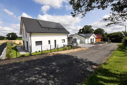 Haus Münchberg - 5 Zimmer, 151 m&sup2;, 1.700&euro; | Angebot:24875079