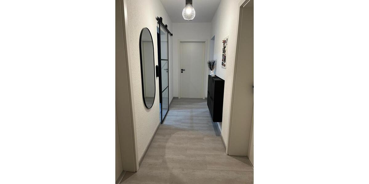 Helle 4-Zimmer-Wohnung zu vermieten 4 zimmer