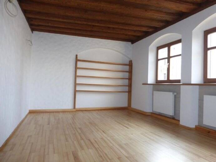 Etagenwohnung Nürnberg Lorenz - 3 Zimmer, 127 m&sup2;, 850&euro; | Angebot:25695941
