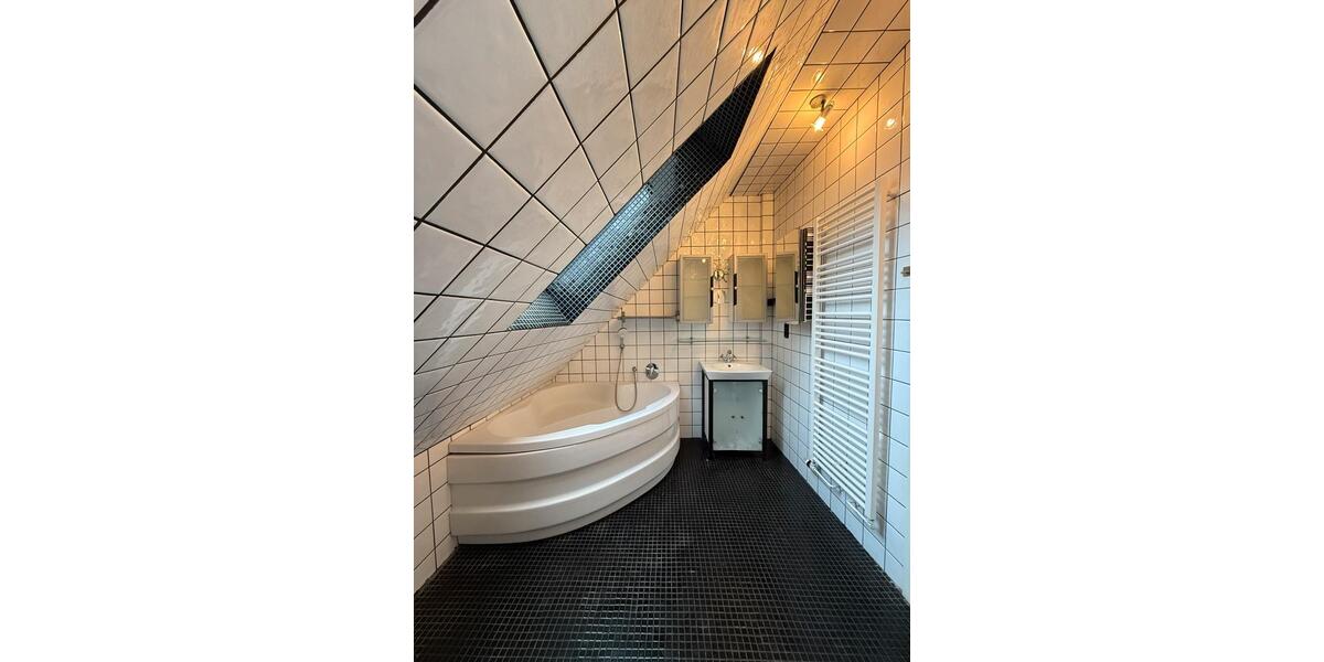 Maisonettewohnung in Oldenburg Ofenerdiek, Kamin, Balkon, Loggia 4 zimmer