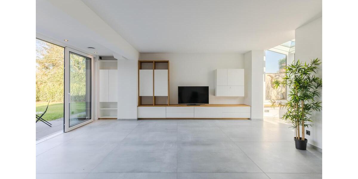 Einfamilienhaus Frechen - 7 Zimmer, 145 m&sup2;, 2.995&euro; | Angebot:25971327