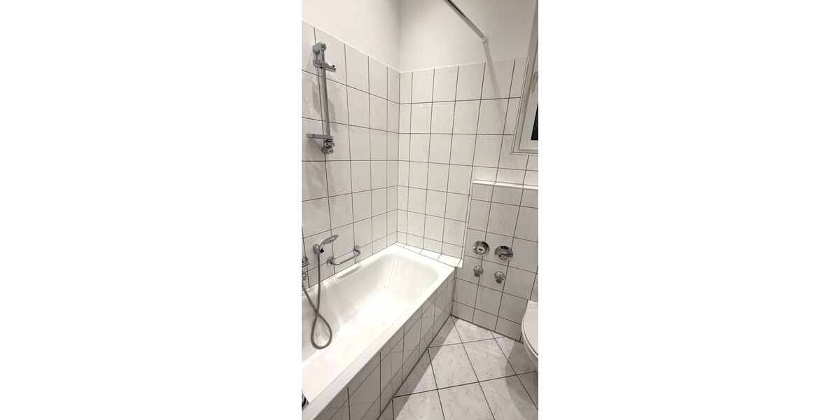 Moderne großzügige 1-Zimmer Wohnung im 3.OG mit großem Balkon - Etagenwohnung Mittweida Rößgen | Angebot:26963771
