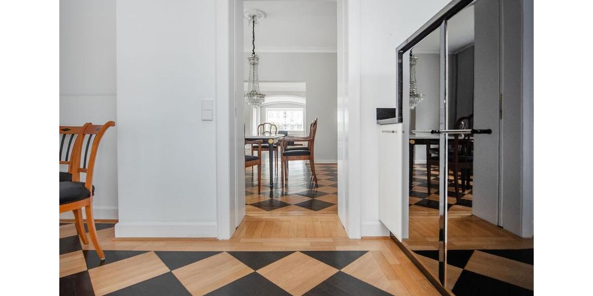 Villa Bielefeld Schildesche - 7 Zimmer, 272 m&sup2;, 2.700&euro; | Angebot:26291726