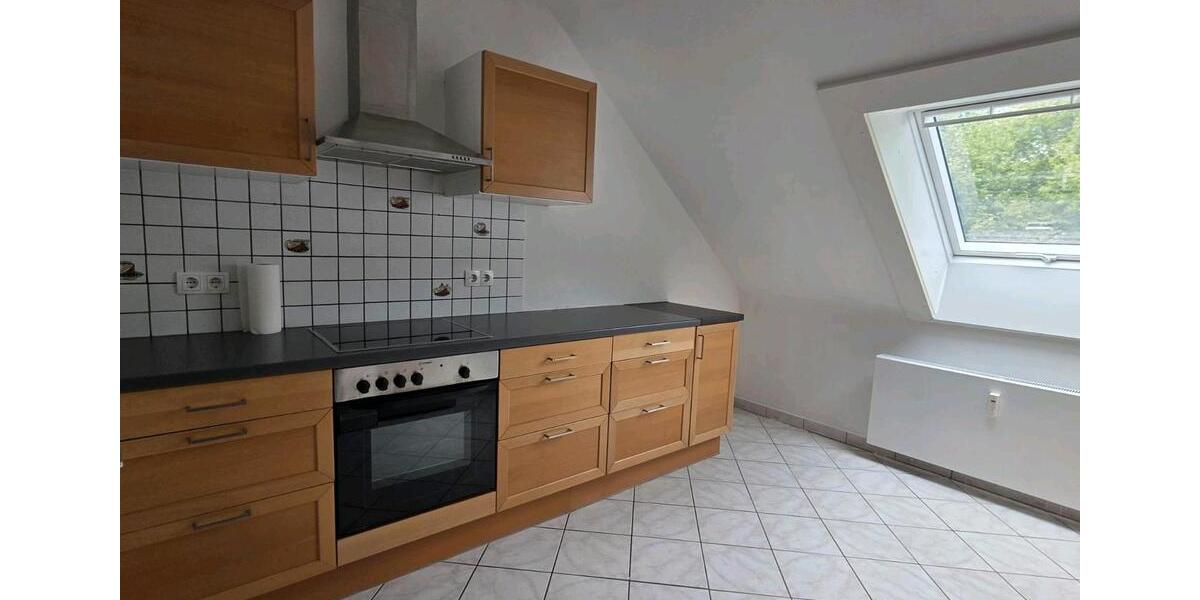 Dachgeschoßwohnung Völklingen - 2 Zimmer, 54 m&sup2;, 530&euro; | Angebot:25966525