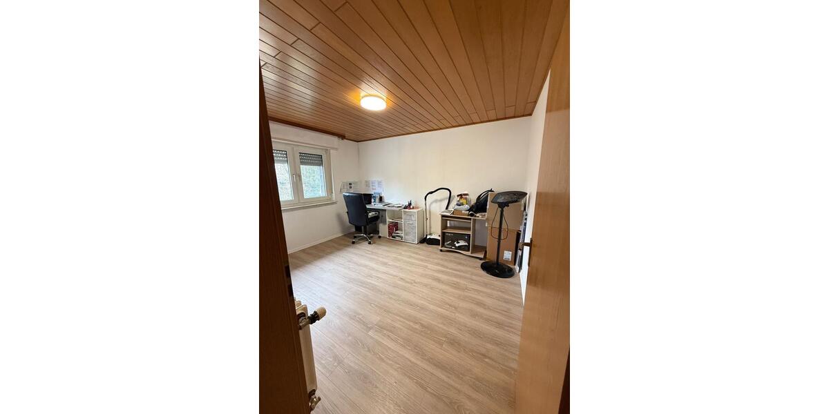 Etagenwohnung Hockenheim - 3 Zimmer, 60 m&sup2;, 760&euro; | Angebot:25959883