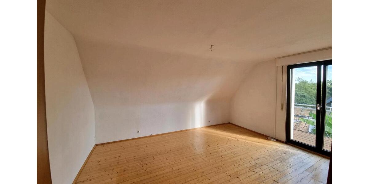 Dachgeschoßwohnung Niederkassel - 2 Zimmer, 50 m&sup2;, 890&euro; | Angebot:26322723