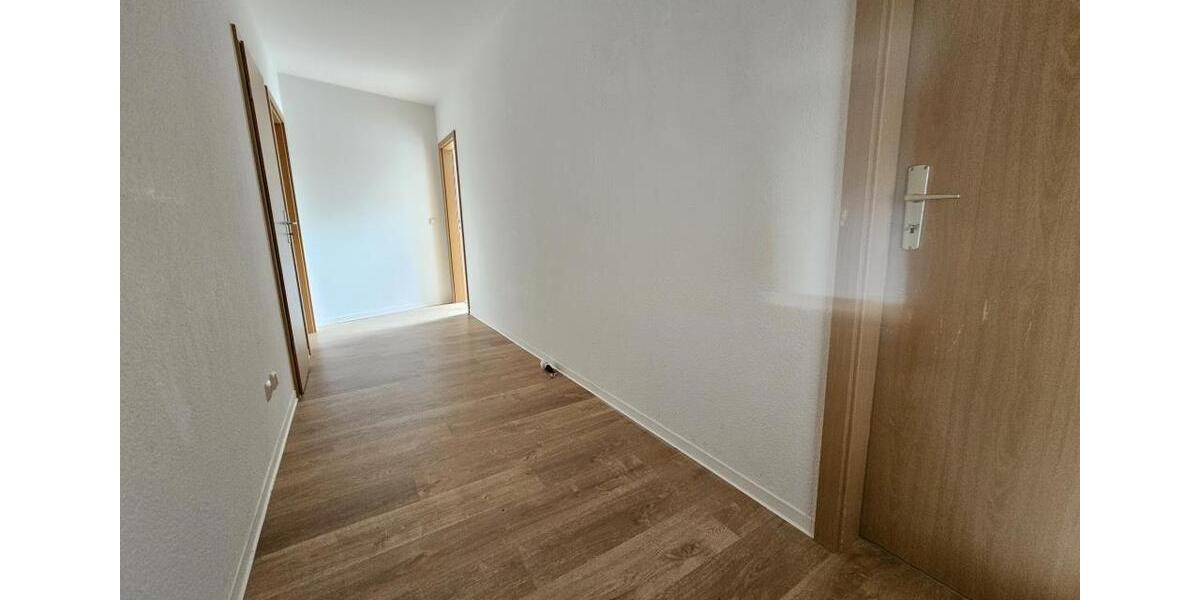 Dachgeschoßwohnung Eibenstock - 3 Zimmer, 74 m&sup2;, 406&euro; | Angebot:25084328