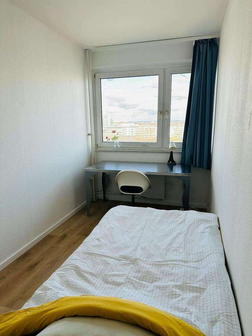 WG-Zimmer in Köln 860 € 10 m² zimmer