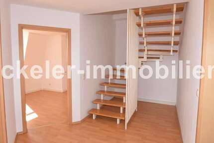 Wohnung Weißenfels - 5 Zimmer, 97 m&sup2;, 535&euro; | Angebot:24697087
