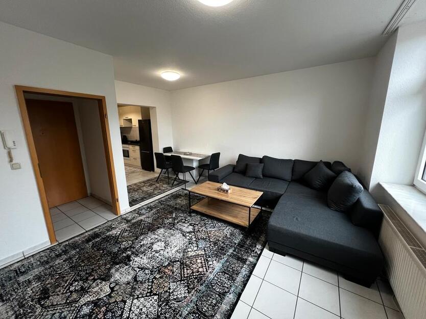 2 Zimmer Wohnung in Hanau, mit neuer Küche