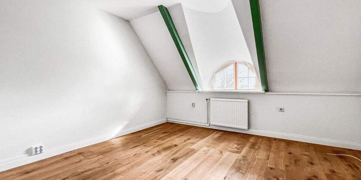 Einfamilienhaus Emmelsbüll-Horsbüll Horsbüll - 7 Zimmer, 275 m&sup2;, 2.150&euro; | Angebot:25689307
