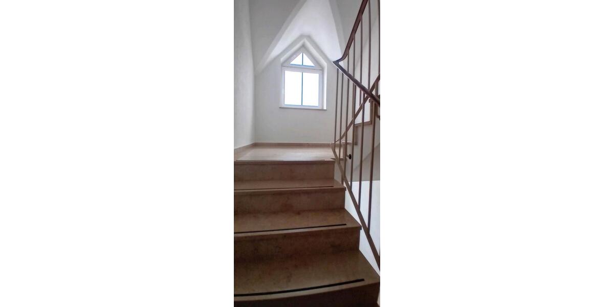 Etagenwohnung Selb - 1 Zimmer, 37 m&sup2;, 330&euro; | Angebot:26677234
