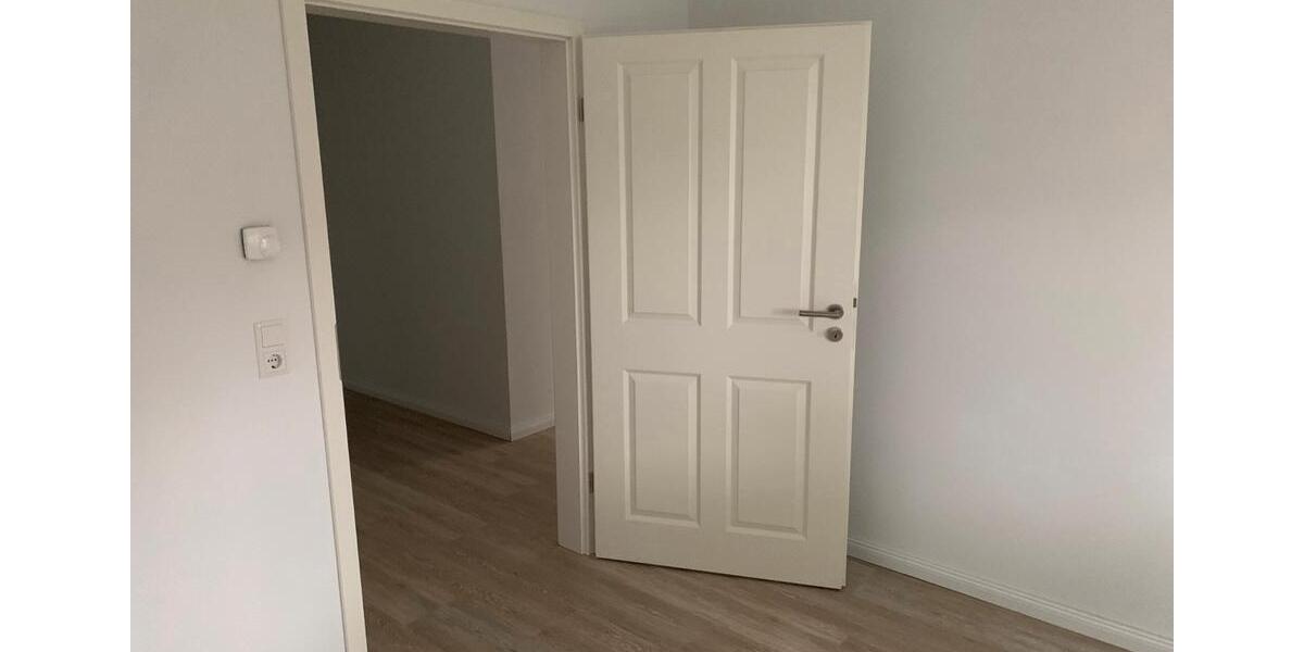Etagenwohnung Husum - 3 Zimmer, 85 m&sup2;, 950&euro; | Angebot:26067916