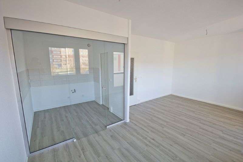 Etagenwohnung Halle (Saale) Heide-Nord/Blumenau - 3 Zimmer, 58 m&sup2;, 418&euro; | Angebot:25282253