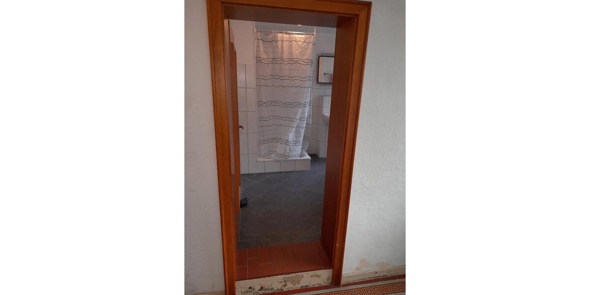 Erdgeschoßwohnung Finnentrop - 1 Zimmer, 61 m&sup2;, 395&euro; | Angebot:26556982